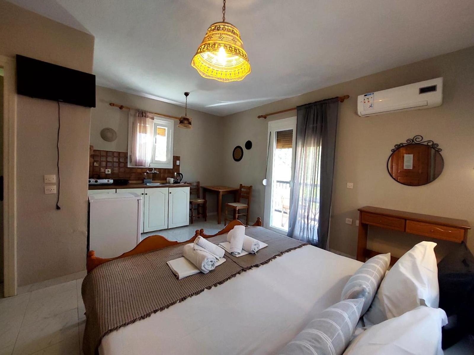 Georgia Apartments สตาฟิลอส ห้อง รูปภาพ