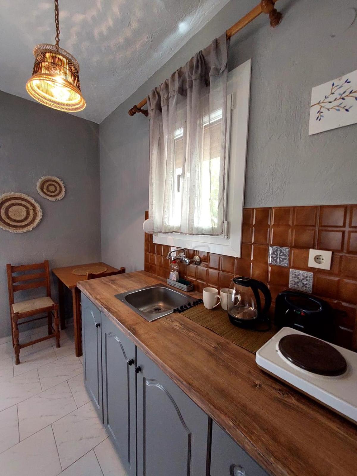 Georgia Apartments สตาฟิลอส ภายนอก รูปภาพ