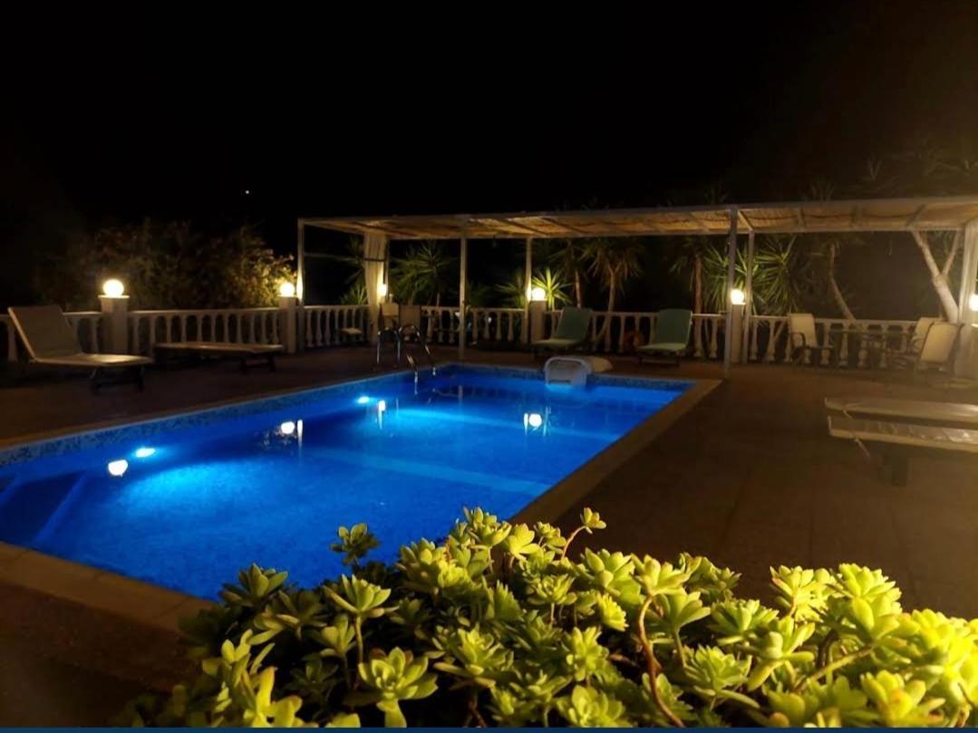 Georgia Apartments สตาฟิลอส ภายนอก รูปภาพ