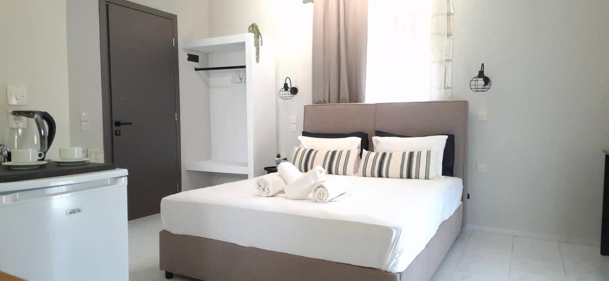 Georgia Apartments สตาฟิลอส ภายนอก รูปภาพ